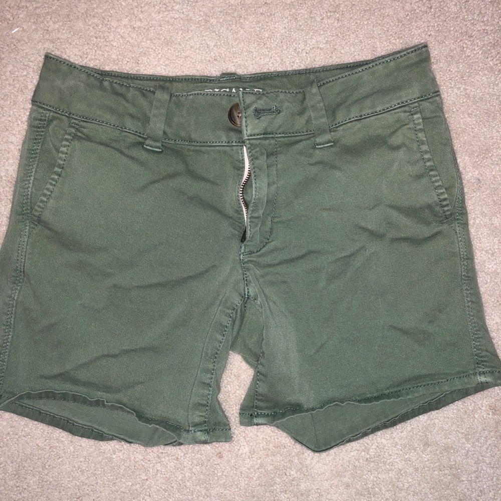 2 shorts - Picture 2 of 6